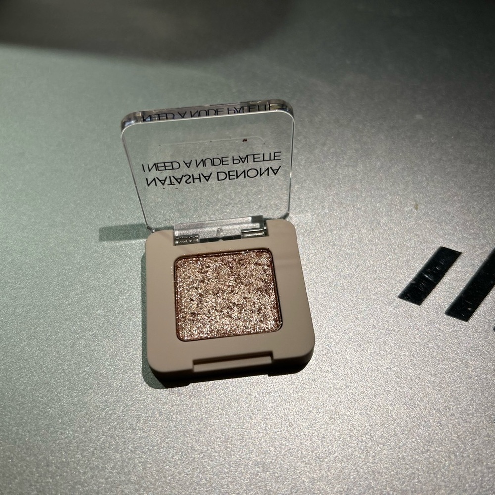 Single Natasha Denona Eyeshadow Gold